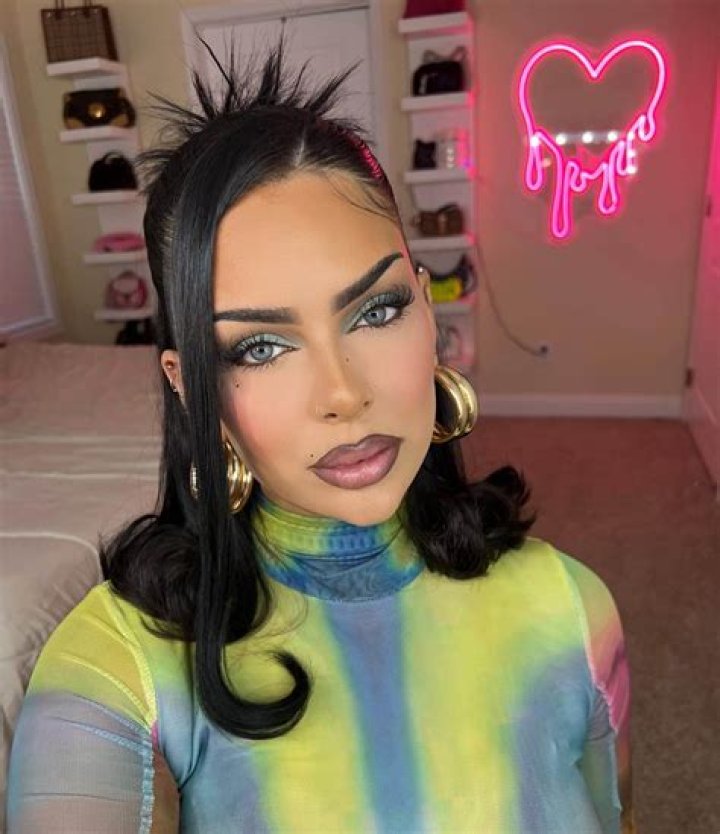 Aliza Jane: Unpacking the Journey of a Social Media Star