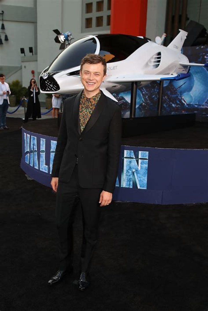 Dane DeHaan Height, Weight, Body Measurements, Shoe Size