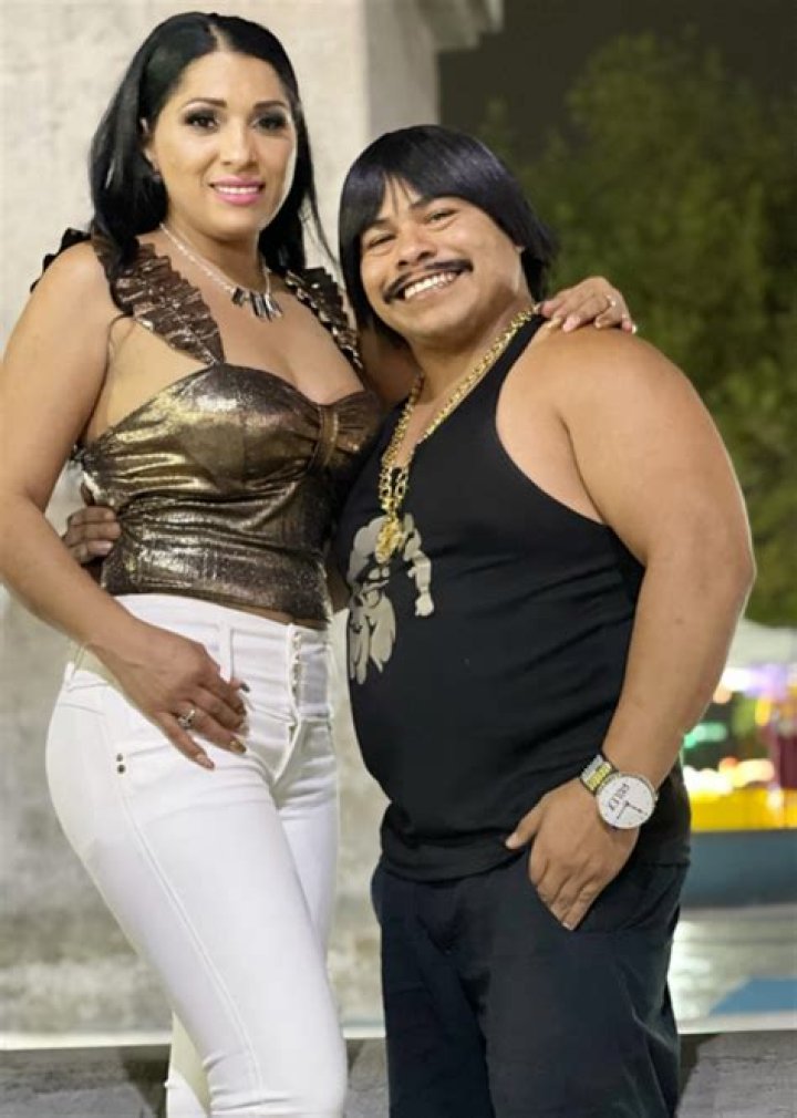 Discovering Chaparro Chuacheneger: The Unforgettable Mexican Comedian