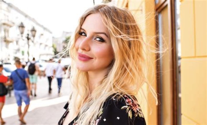 Has Laura Ingraham Ever Been Married? Unpacking Her Personal Story