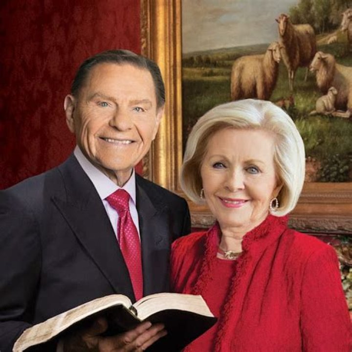 Kenneth Copeland Net Worth: Details About Sermon, Age, Young, Eyes, Wife - SarkariResult