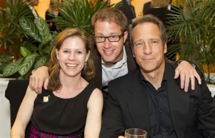 Mike Rowe, married, dating, affair, wiki, bio, net worth, girlfriend