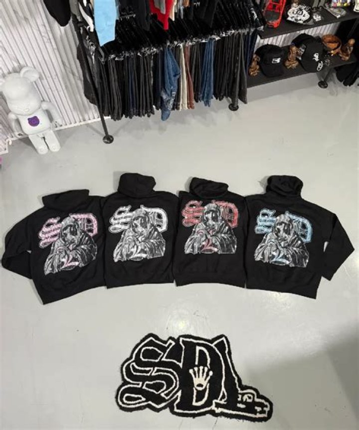 SDL Clothing: How Digital Foundations Shape Modern Apparel Experiences