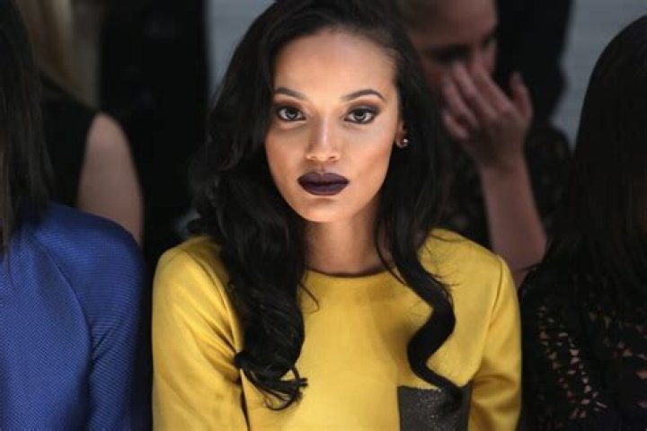 Selita Ebanks Net Worth: Details About Movies, Father, Cars, Age, Husband - SarkariResult
