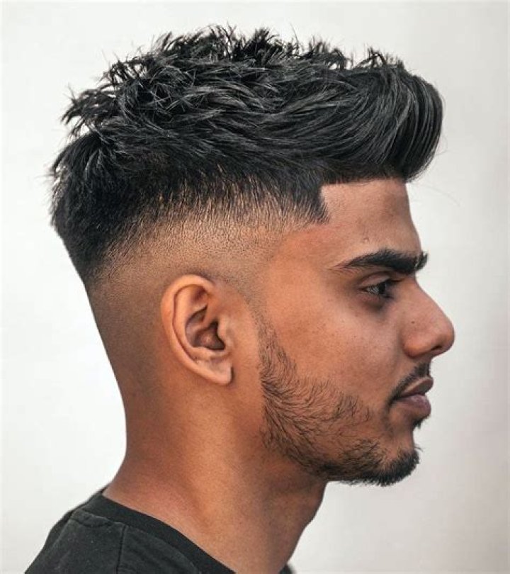 Top 10 Trendy Celebrity Men's Hairstyles - SarkariResult