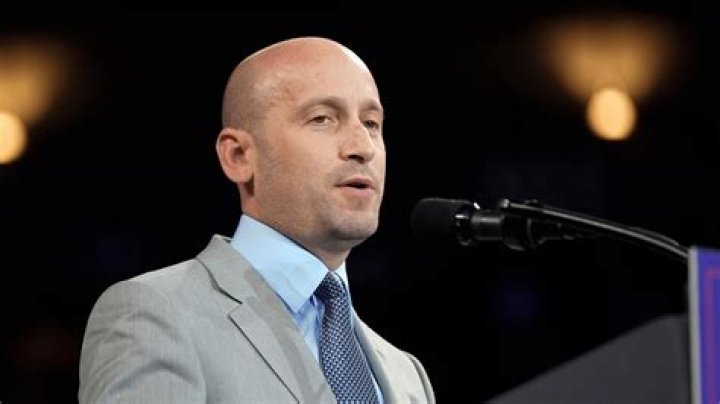 Von Miller Net Worth: Details About Cars, Income, NFL, Career, Age, House - SarkariResult